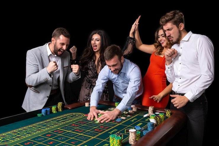 Card ranking hierarchy from high card to straight flush